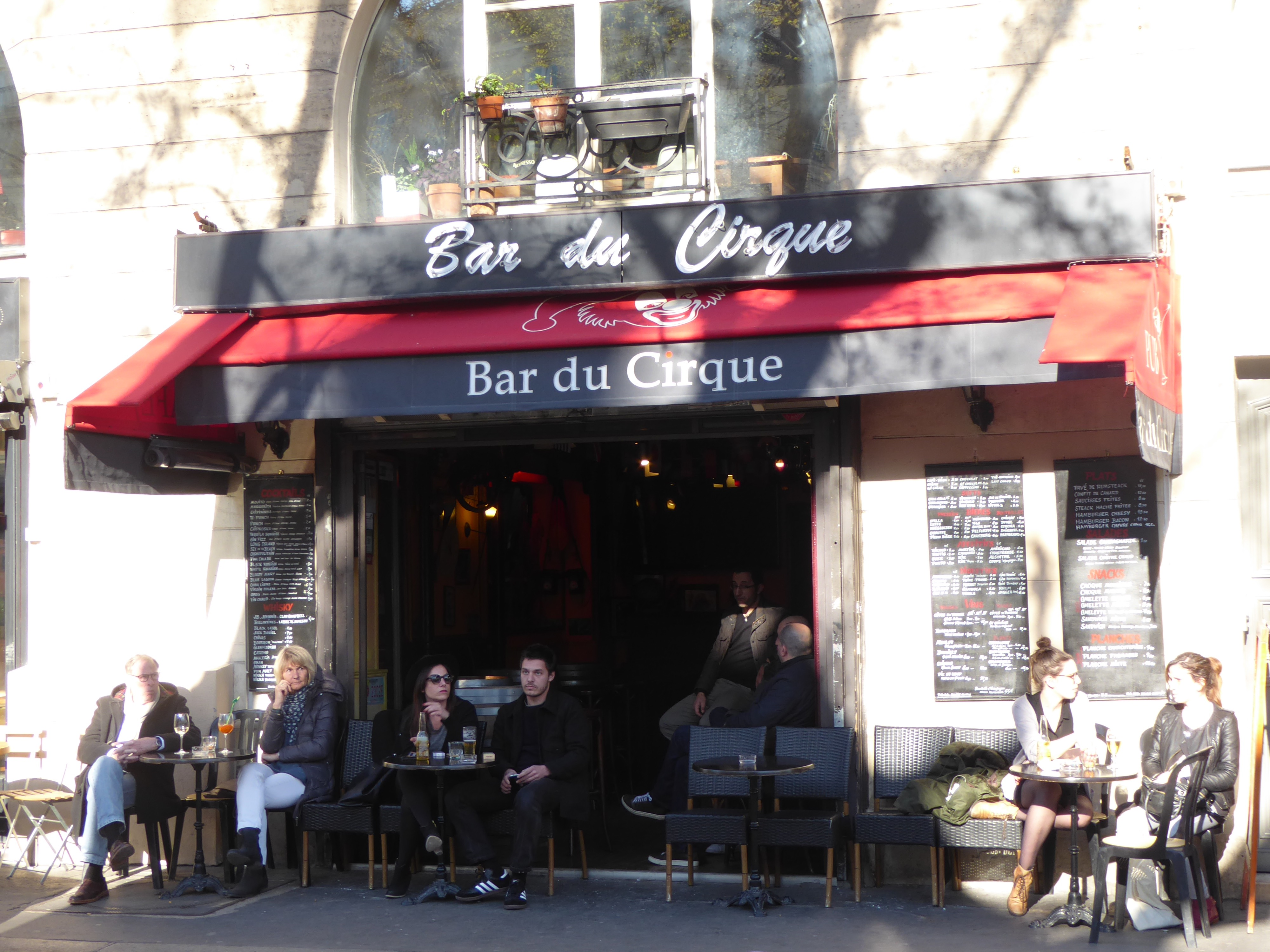 Clown Bar, Restaurant, Paris