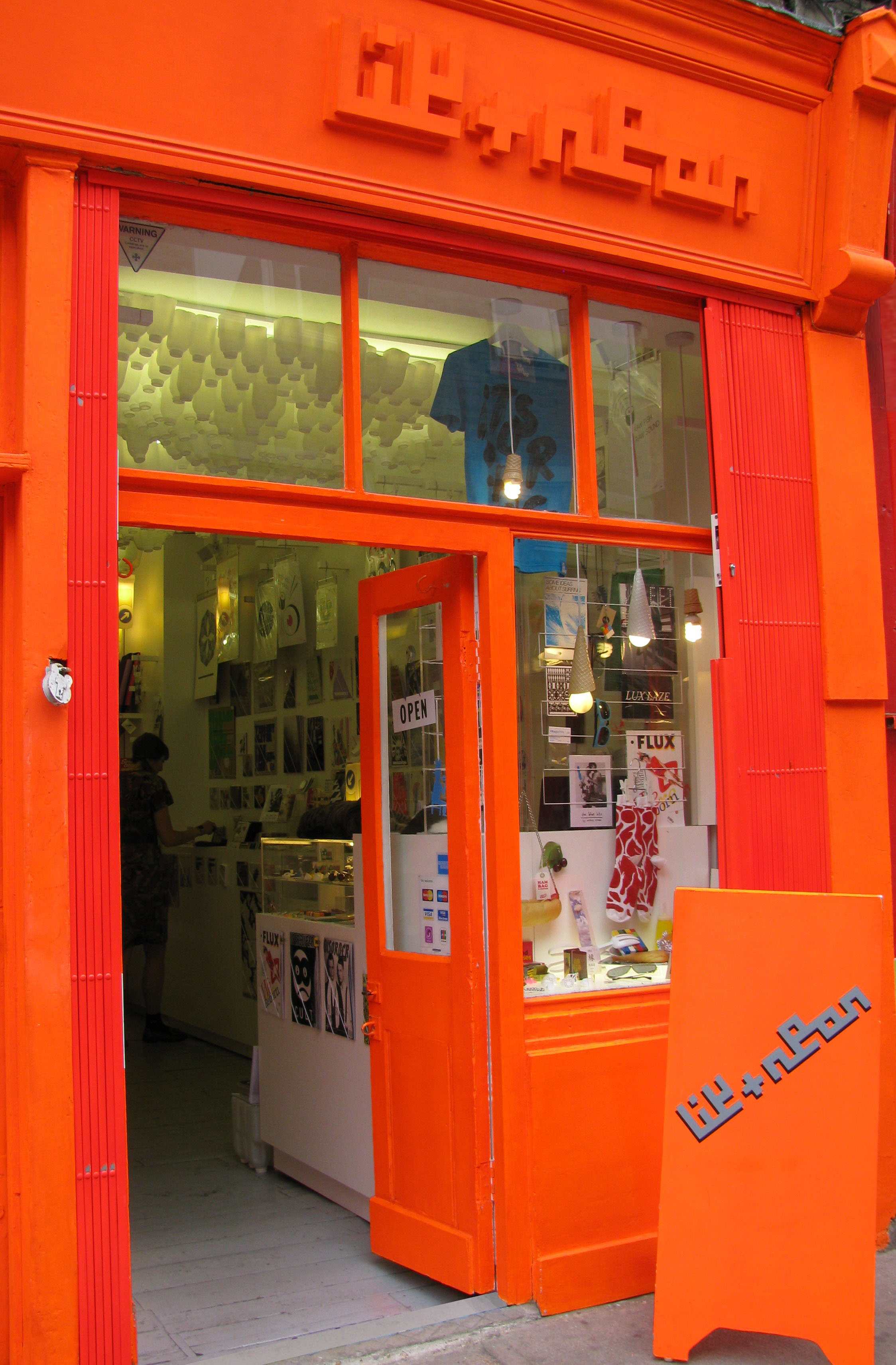 Lik + Neon, Boutique, London