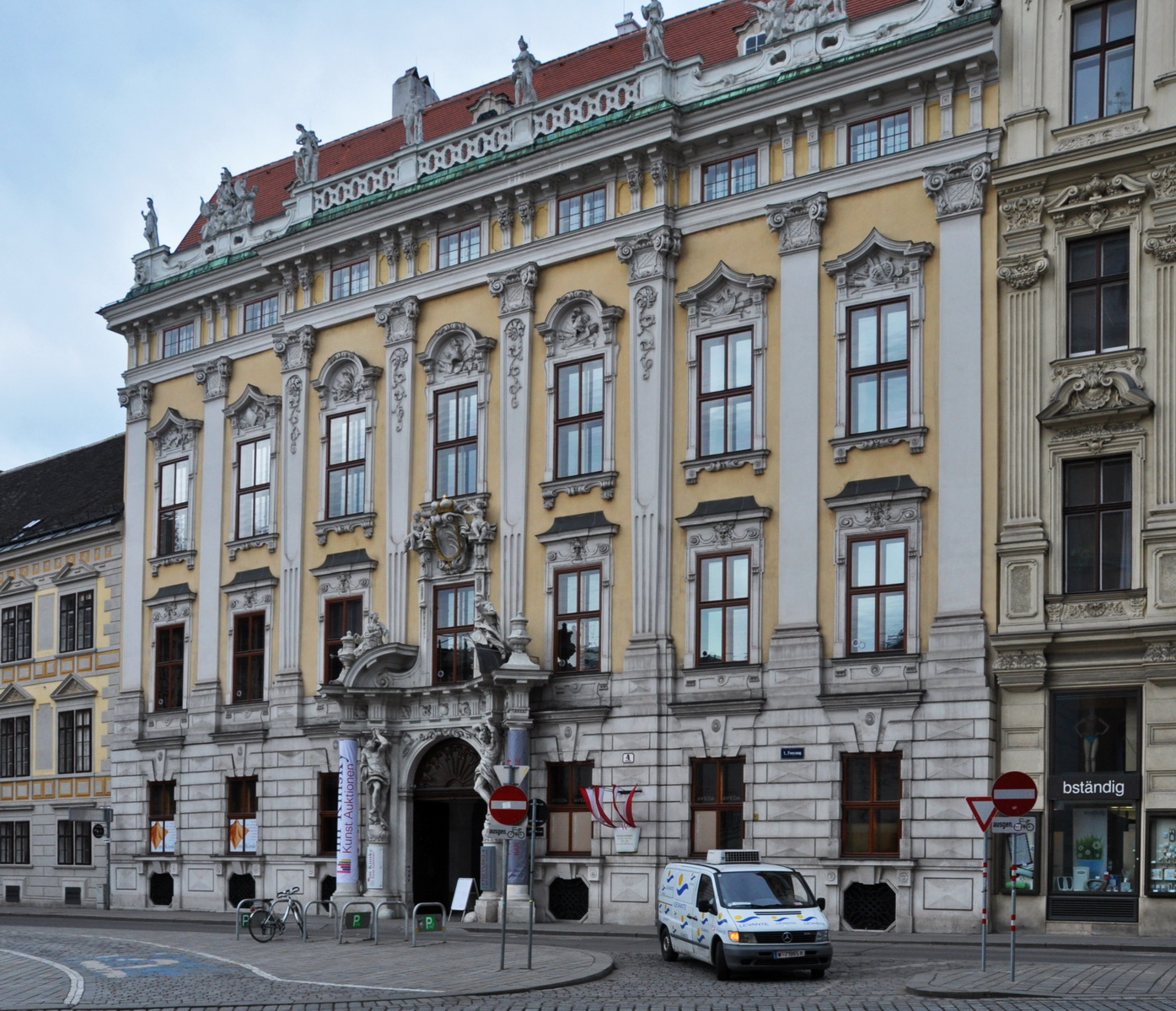 Palais Kinsky, Vienna