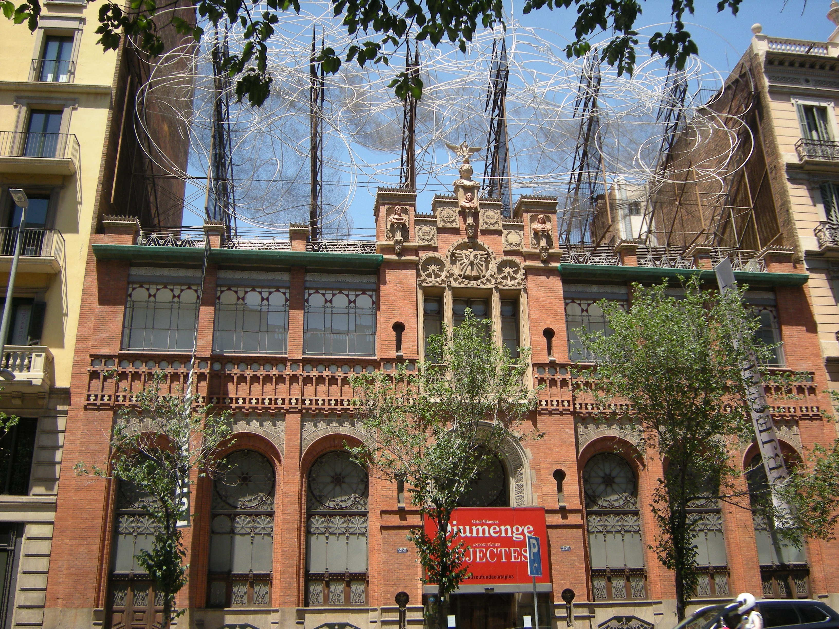 Fundació Antoni Tàpies, Museum, Barcelona: All Year