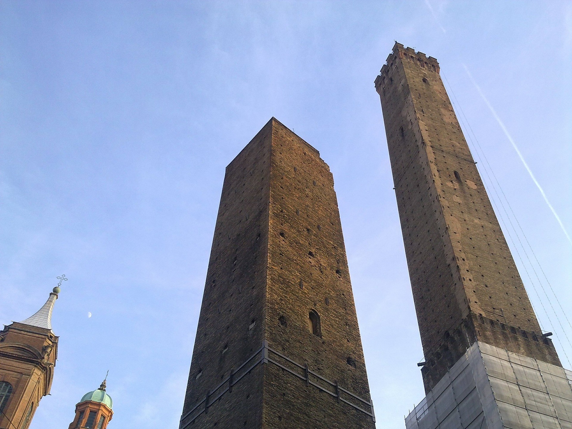 Two Towers, Bologna: All Year