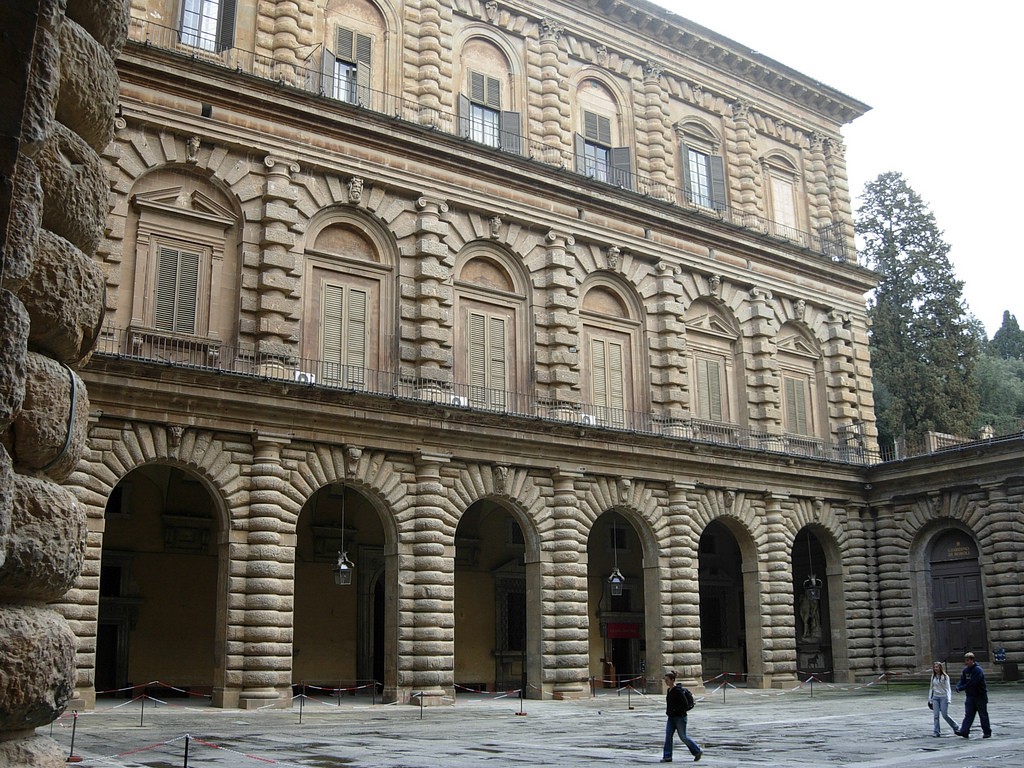 Galleria Palatina, Florence: All year