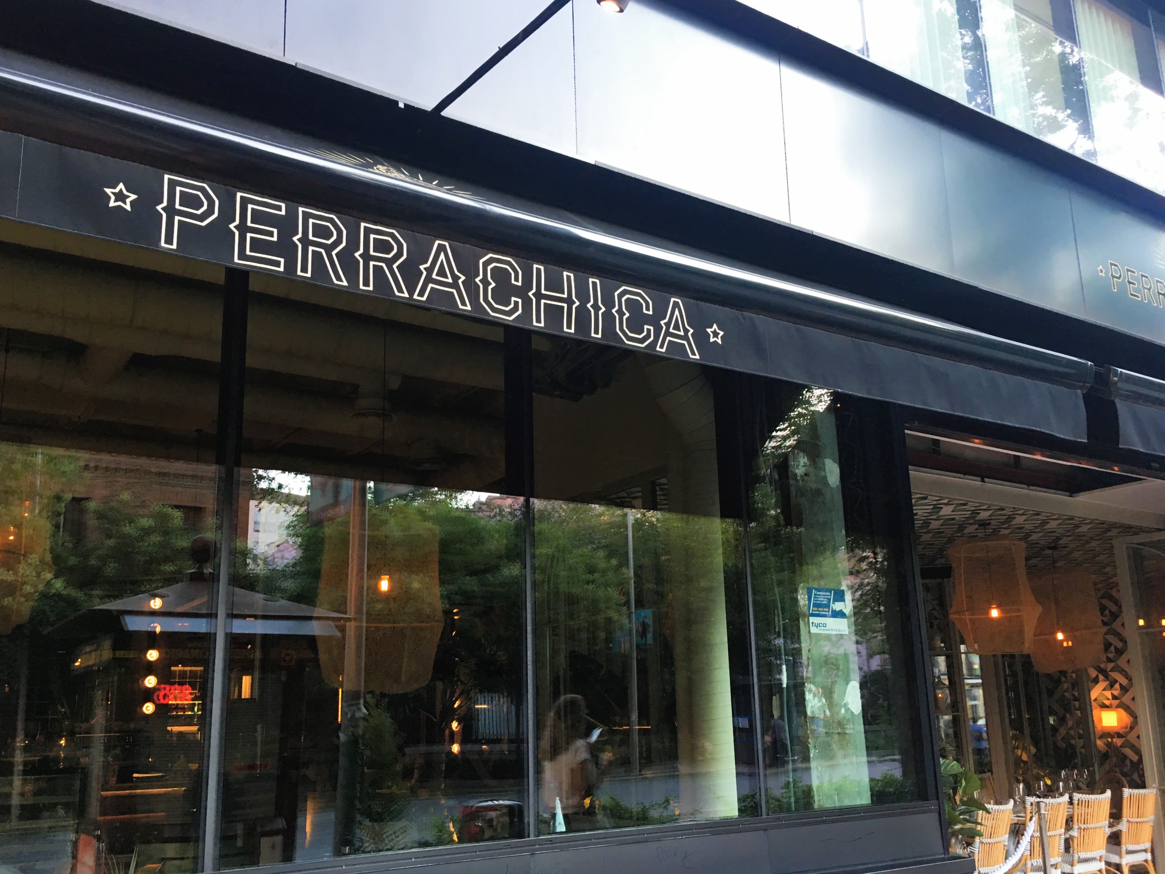 Perrachica, Restaurant, Madrid, Spain
