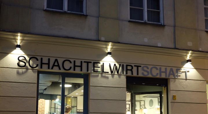 Schachtelwirt, Vienna: All Year