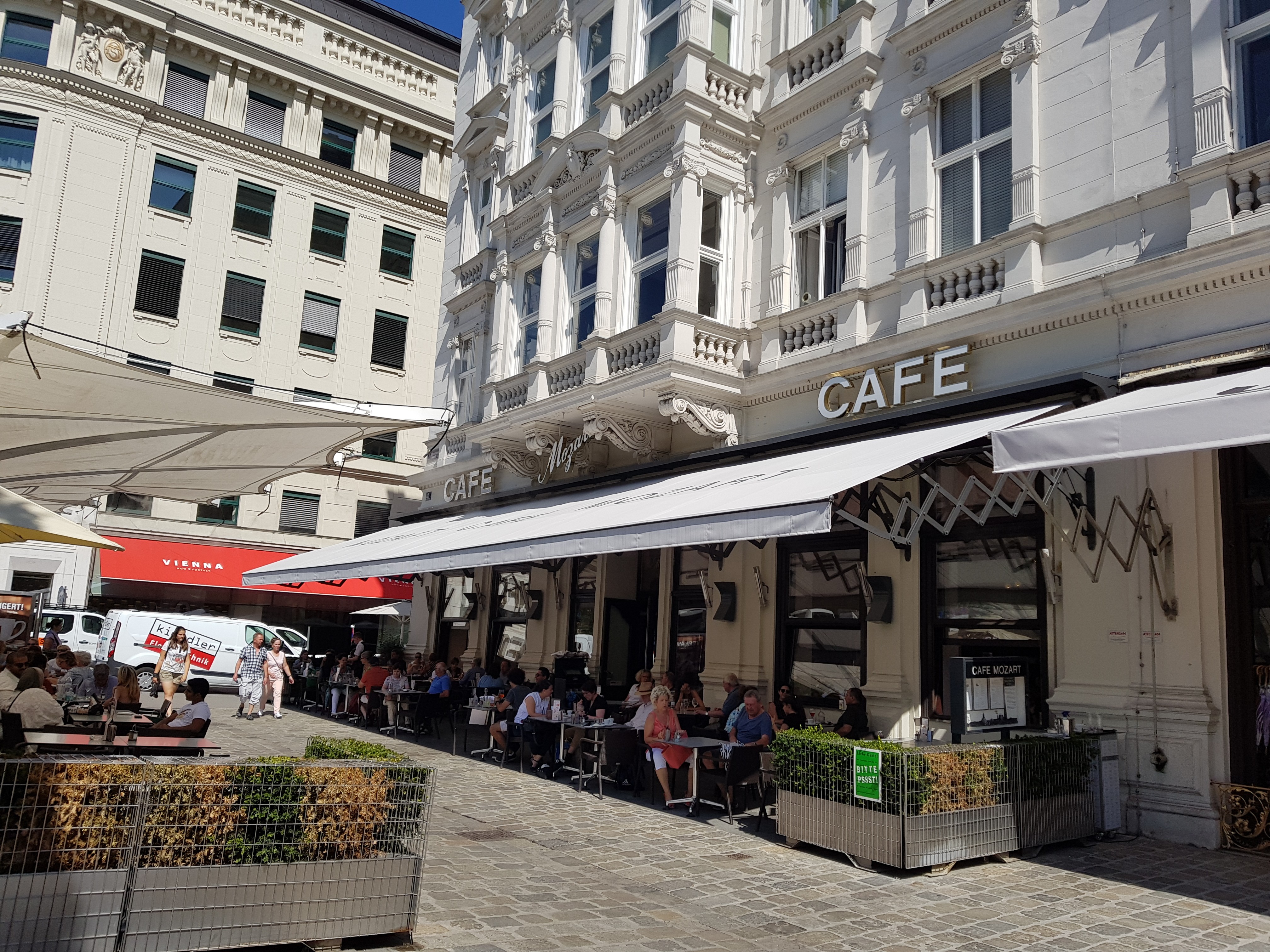 Café Mozart, Vienna: All Year