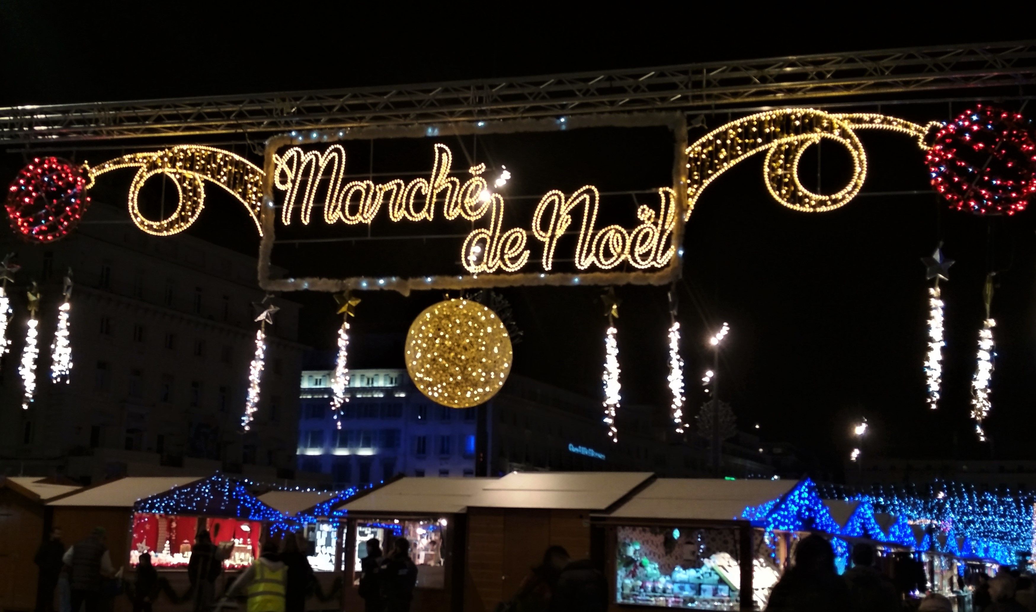 Marché de Noël du Vieux Port, Christmas market, Marseille: 18 November 2017- 7 January 2018