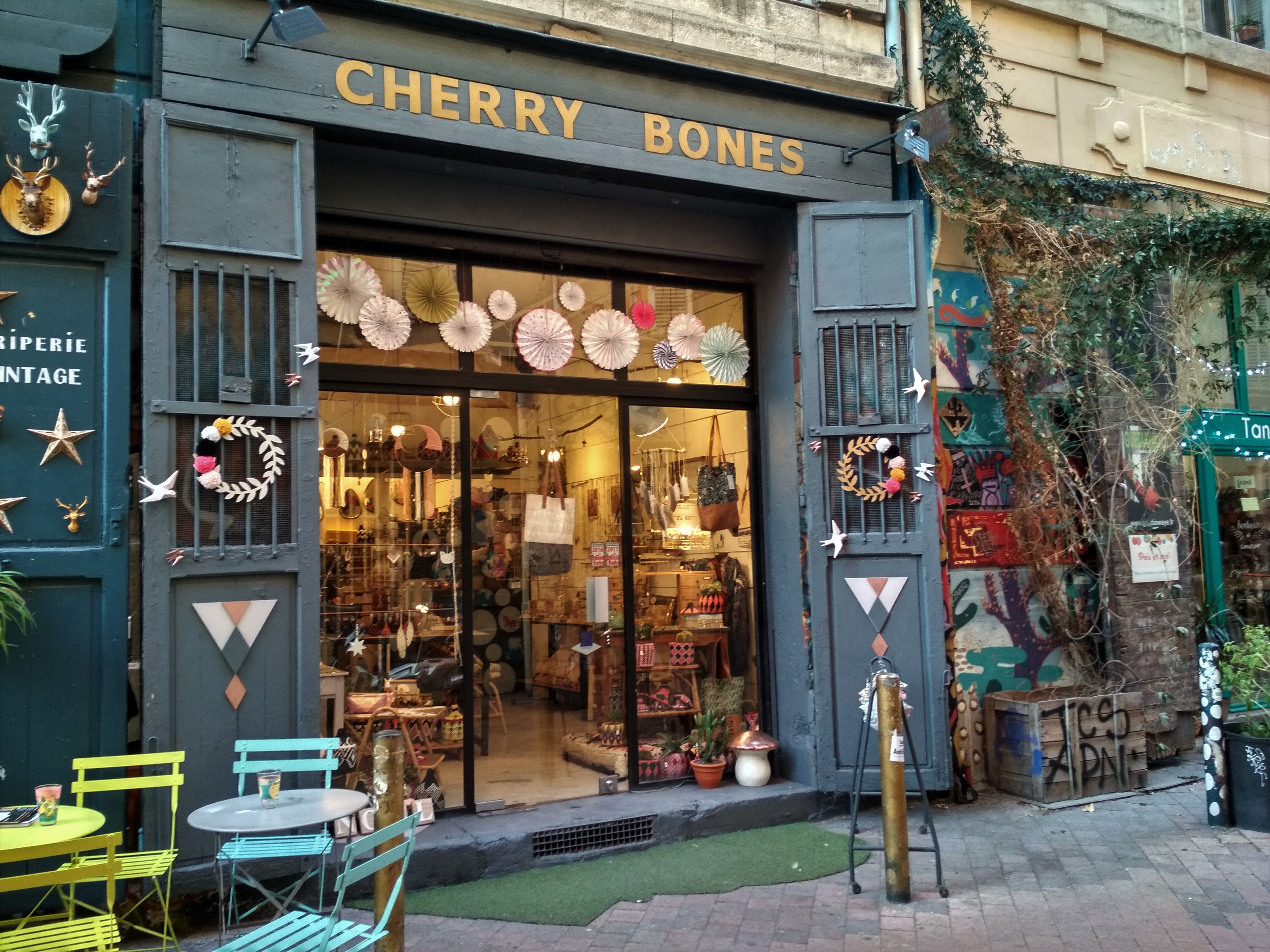 Cherry Bones, Boutique, Marseille