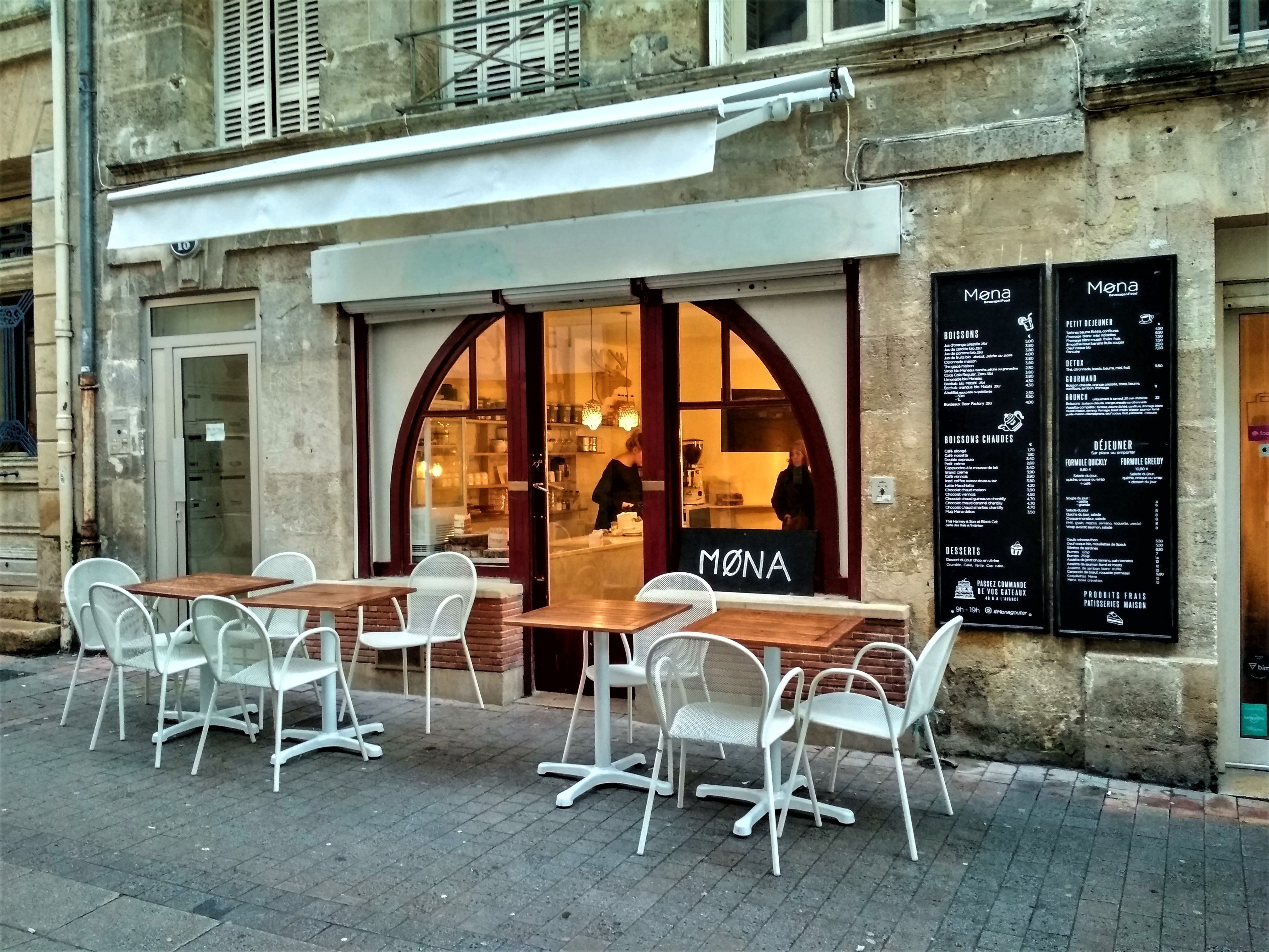 Møna, Bordeaux