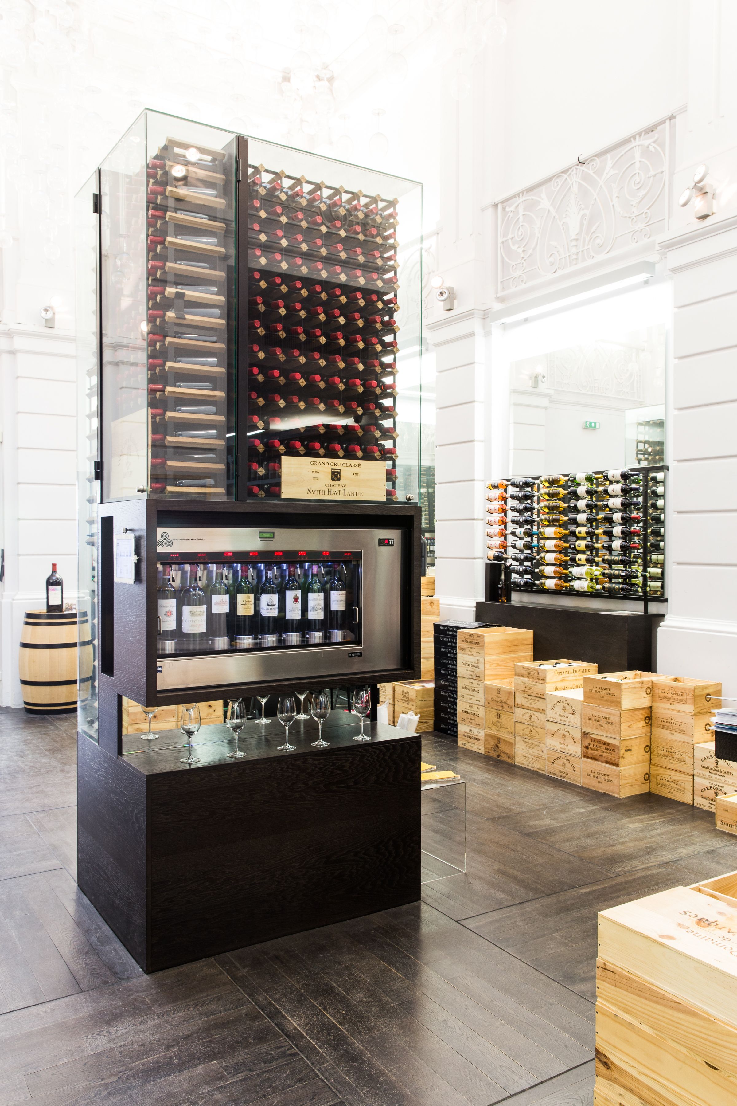 Max Bordeaux, Wine gallery and cellar