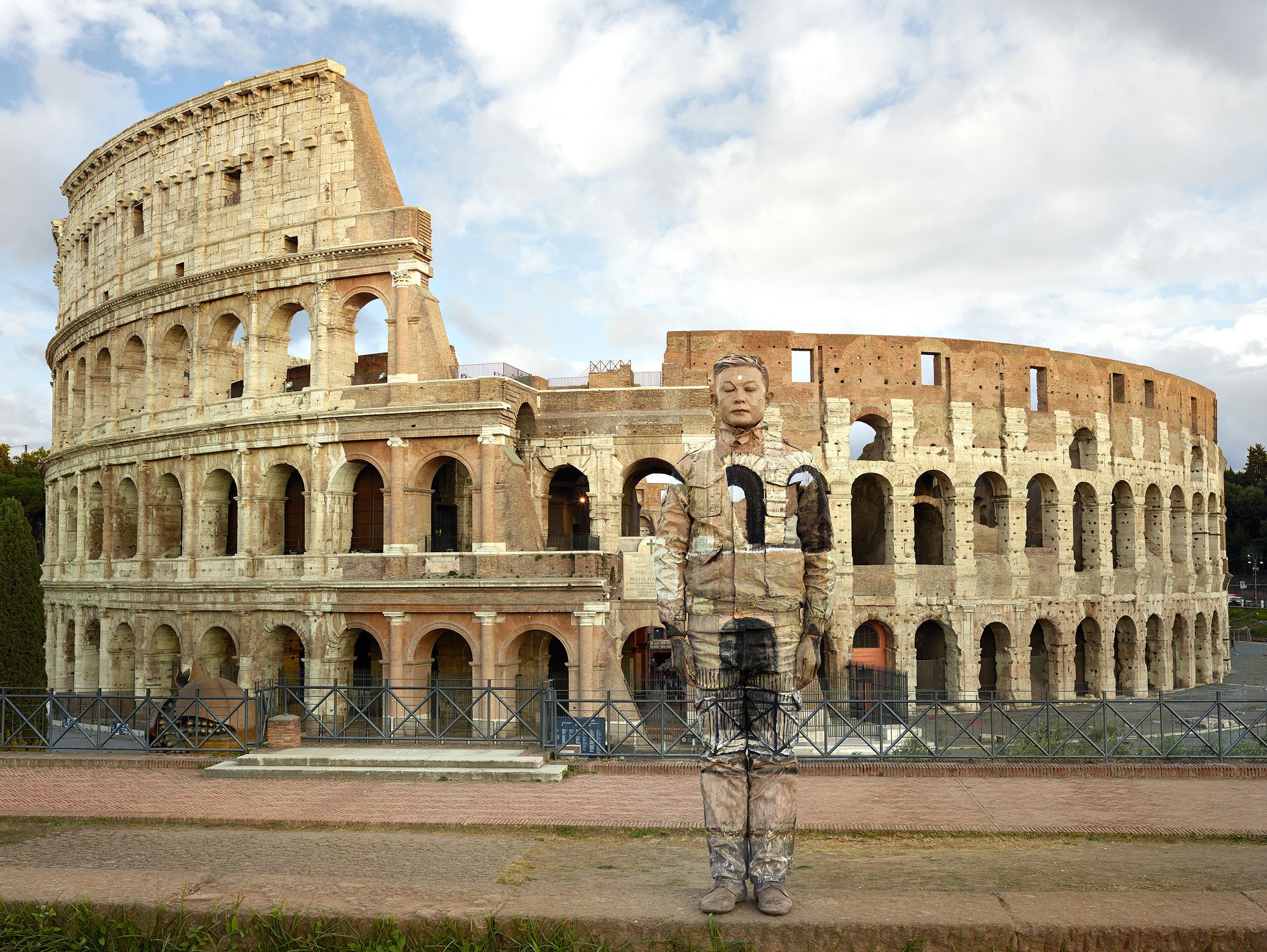 Colosseo n°2, Roma,2017, Courtesy Boxart, Verona