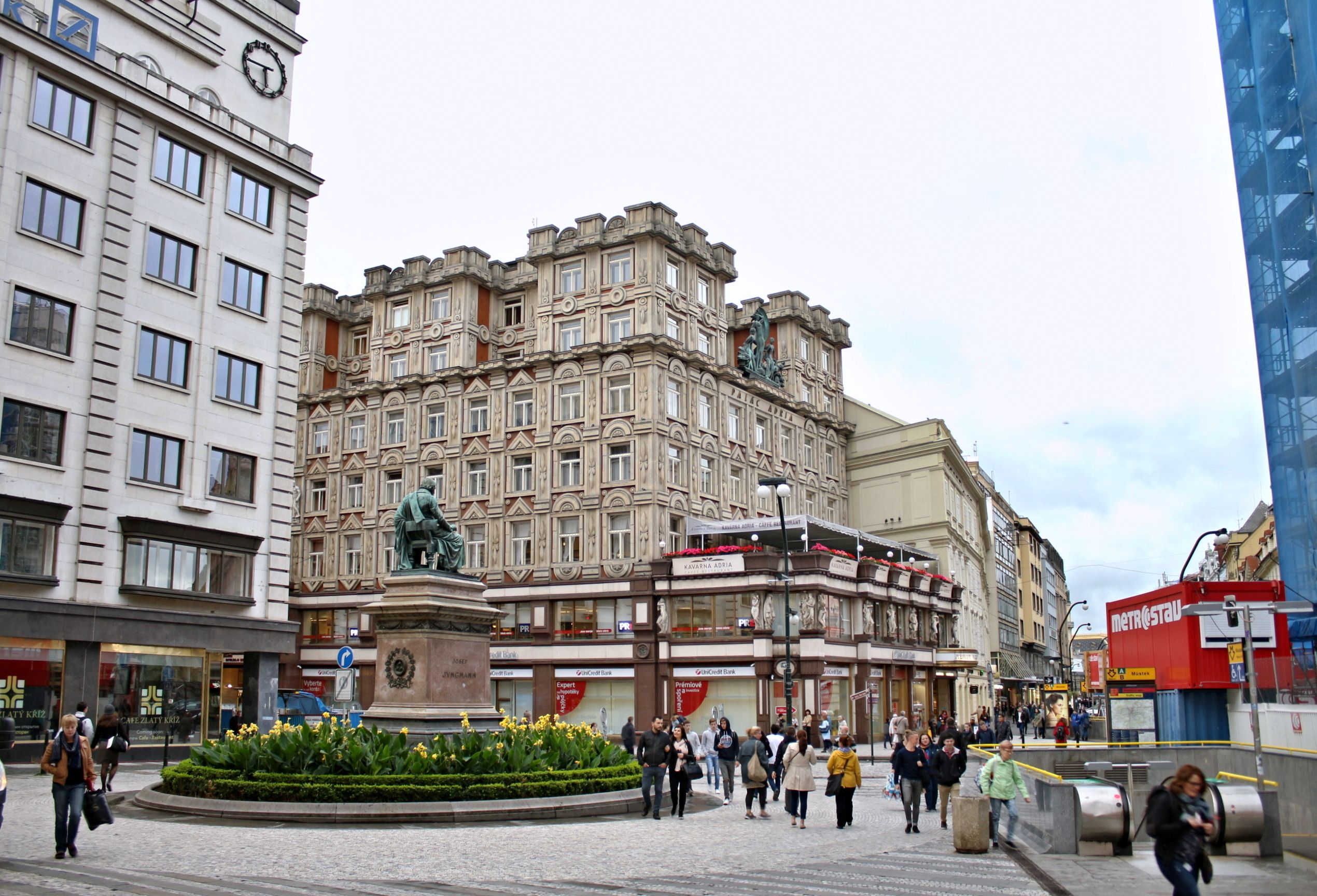Jungmann Square, Prague