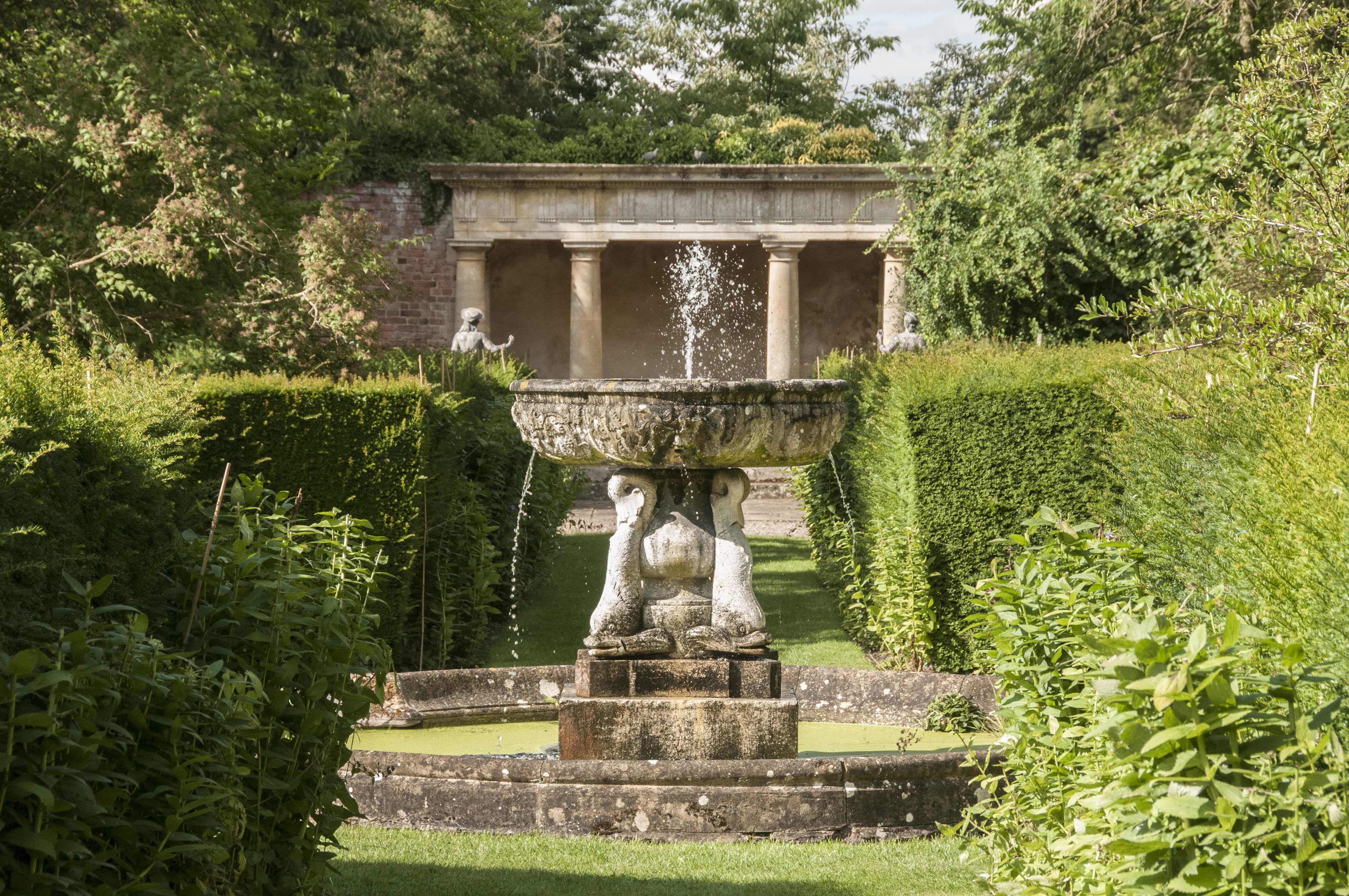 Spetchley Park Gardens, Worcestershire, England