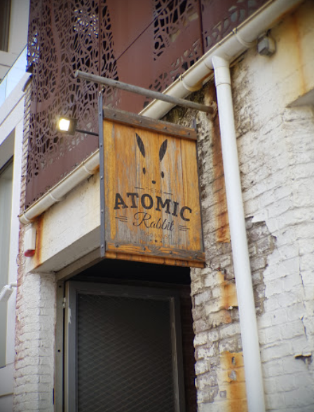 Atomic Rabbit, Lille