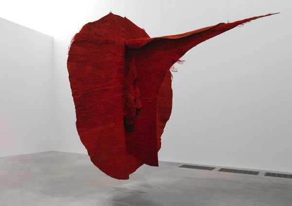 Magdalena Abakanowicz Abakan Red 1969 Tate Presented anonymously 2009 © Magdalena Abakanowicz Foundation  Explore a forest of towering woven