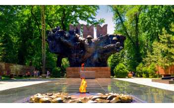 Park of 28 Panfilov Guardsmen, Almaty