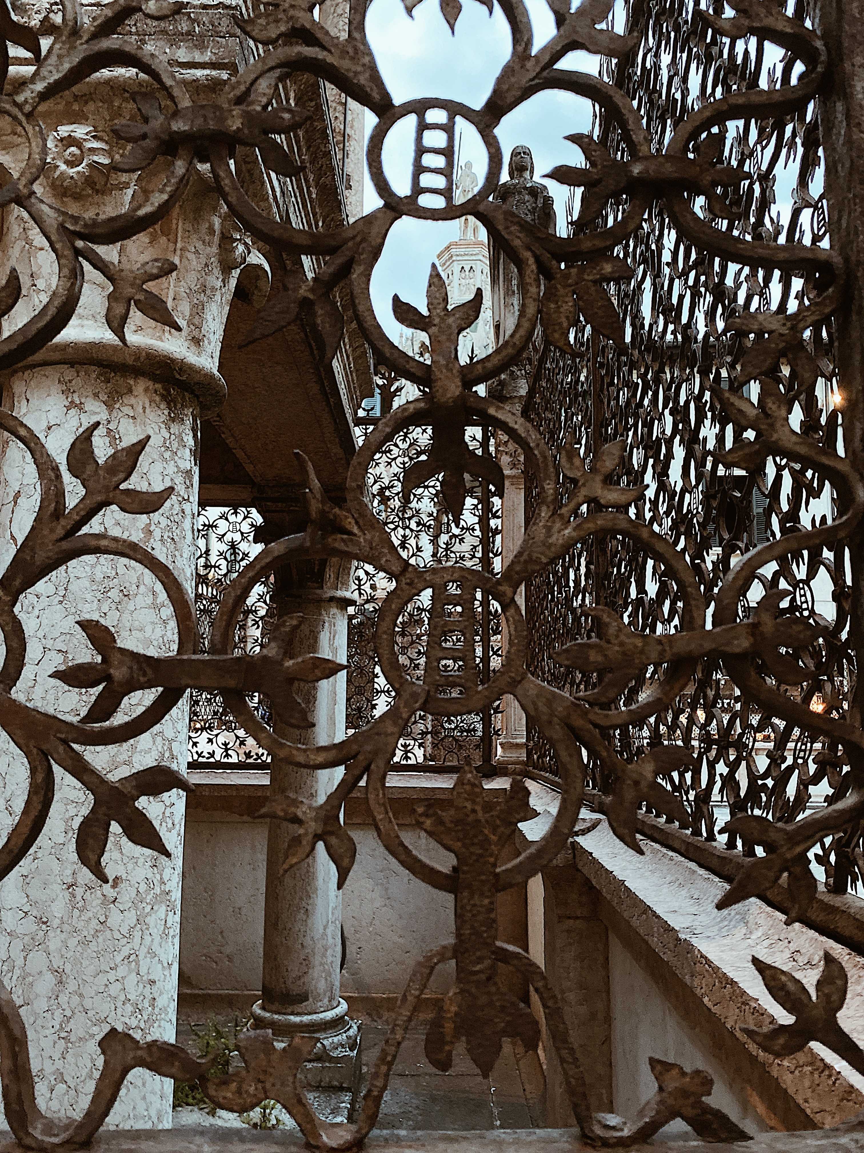 Arche Scaligere ( Scaligeri Tombs), Verona