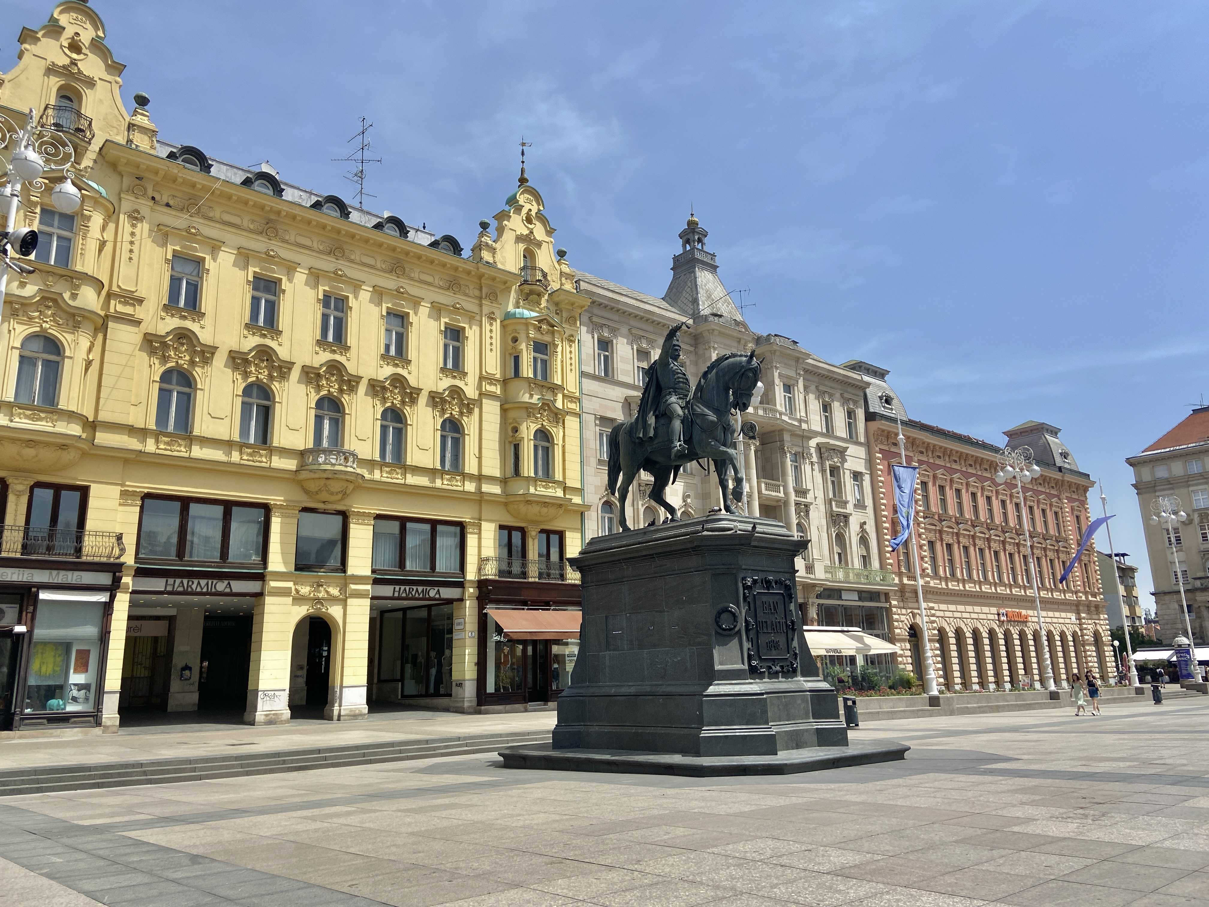 Ban Jelačić Square (Trg bana Josipa Jelačića), Zagreb