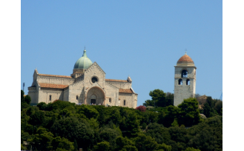 Saint Ciriaco Cathedral in Ancona / Wikipedia /  Austroungarika